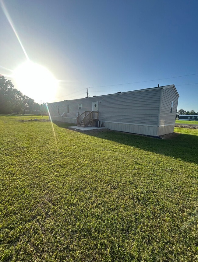 Building Photo - 120 Harvey Rd