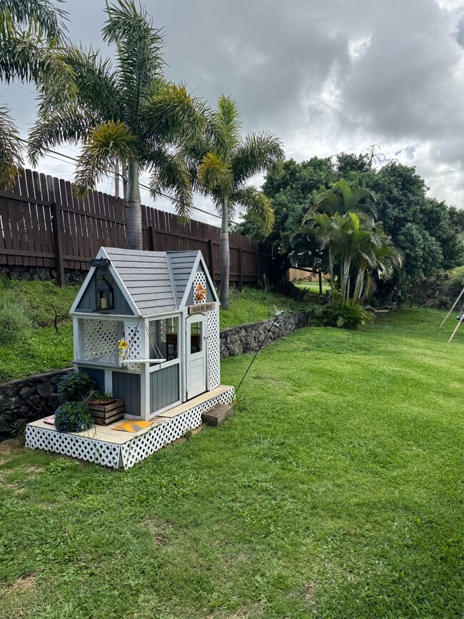 Building Photo - 40 Puia Pl