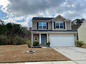 Building Photo - 450 Delmont Dr