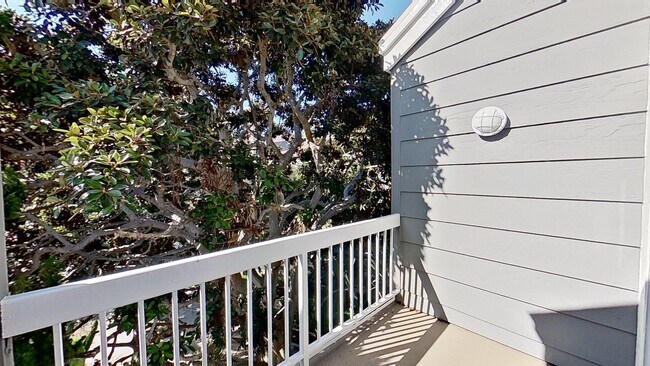 Building Photo - 20251 Cape Coral Ln