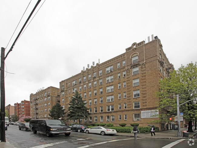 140-02 - 140-10 Franklin Ave - 140 Franklin Avenue Apartments