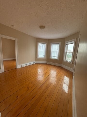 Building Photo - 59 Oxford St