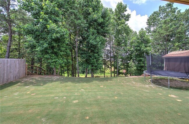 Building Photo - 286 Belmont Dr