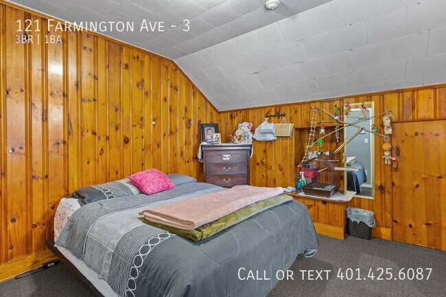 Building Photo - 121 Farmington Ave