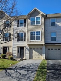 Building Photo - 201 Amberleigh Ln