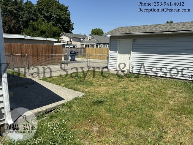 Building Photo - 756 - Three Bedroom, Three Bath in Auburn!