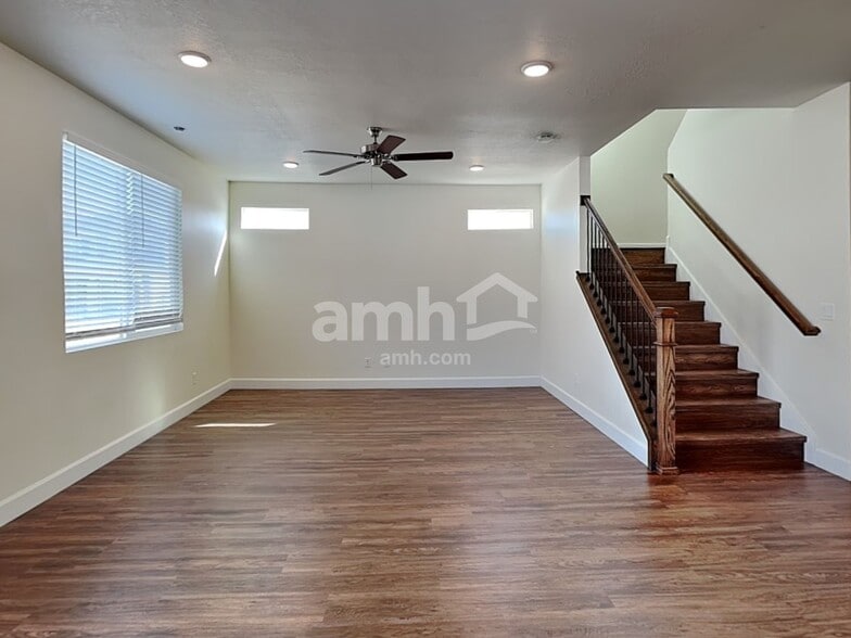 Building Photo - 2604 W 3340 S