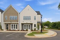 Building Photo - 331 Orchid St