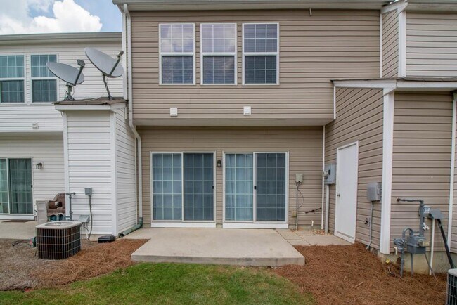 Building Photo - 1009 Annazanes Ct