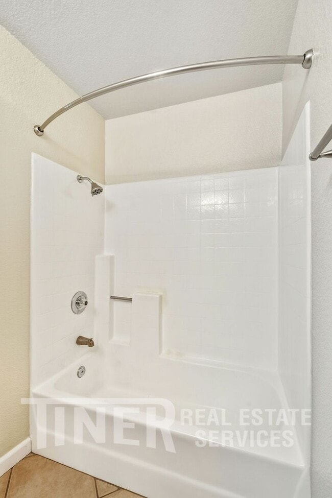 Building Photo - 11150 Trinity River Dr