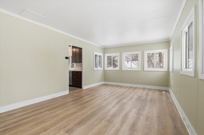 Building Photo - 2029 Ferdon Rd