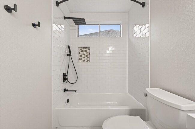 Building Photo - 9014 Pheasant Trace Ct