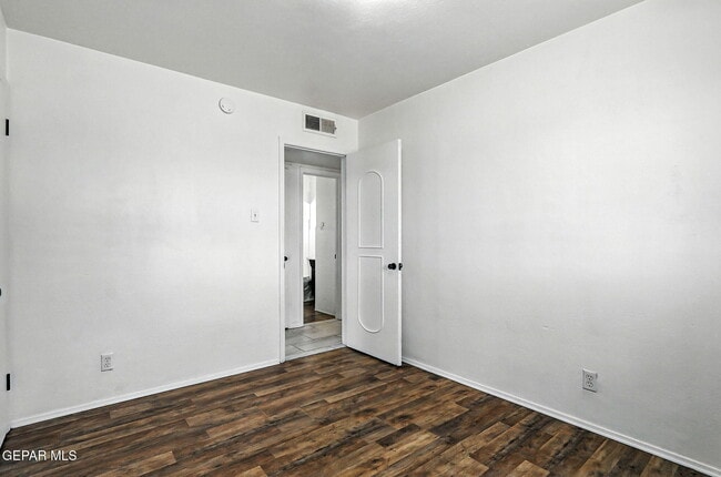 Building Photo - 5312 Capistrano Dr