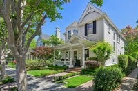 Building Photo - Luxurious Home in Downtown Palo Alto Available Now