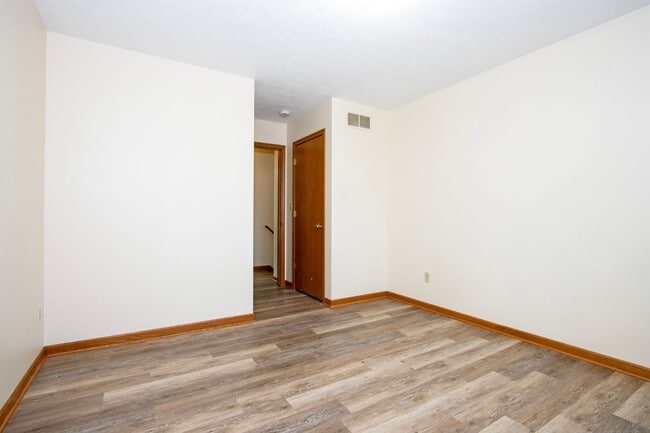Building Photo - Three bedroom duplex