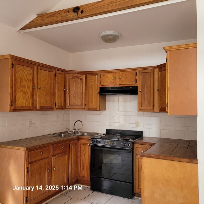 Building Photo - 1911 Ricouard Rd