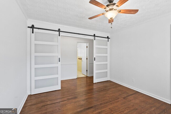 Building Photo - 4205 S Hurt Rd SW