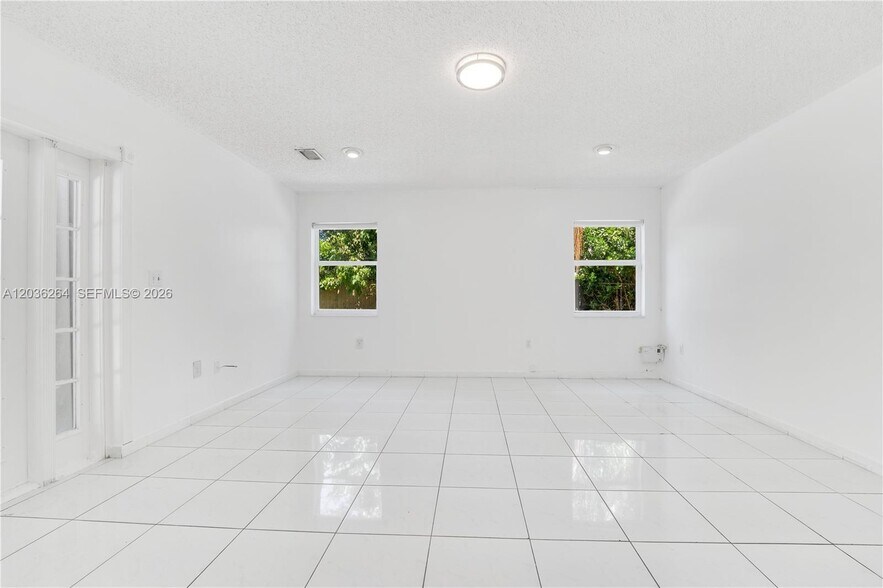 Building Photo - 15241 SW 150th St