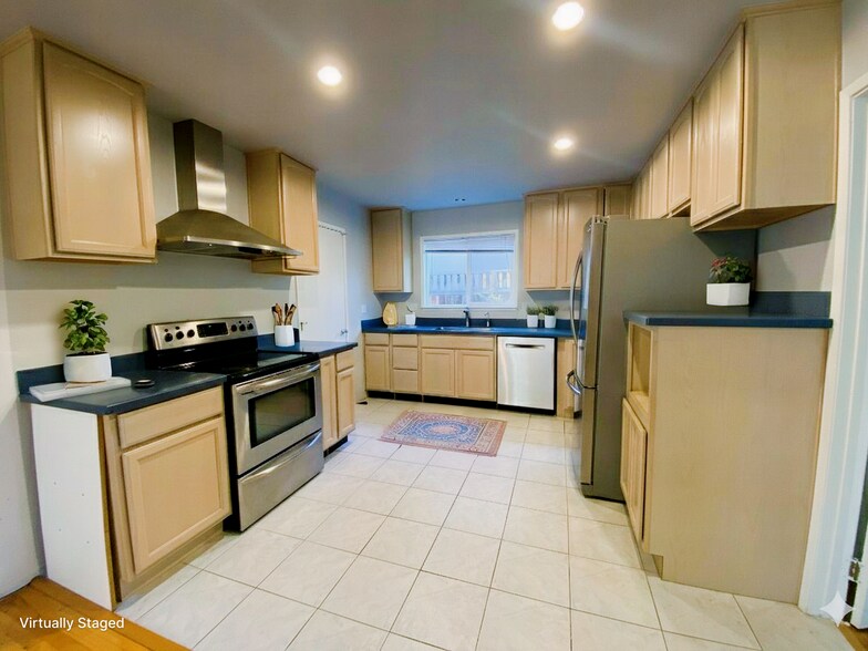 Building Photo - 5677 Calpine Dr