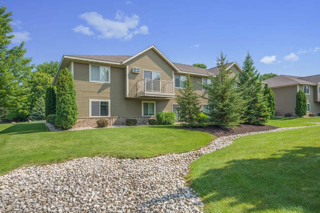 Building Photo - De Pere Crossing