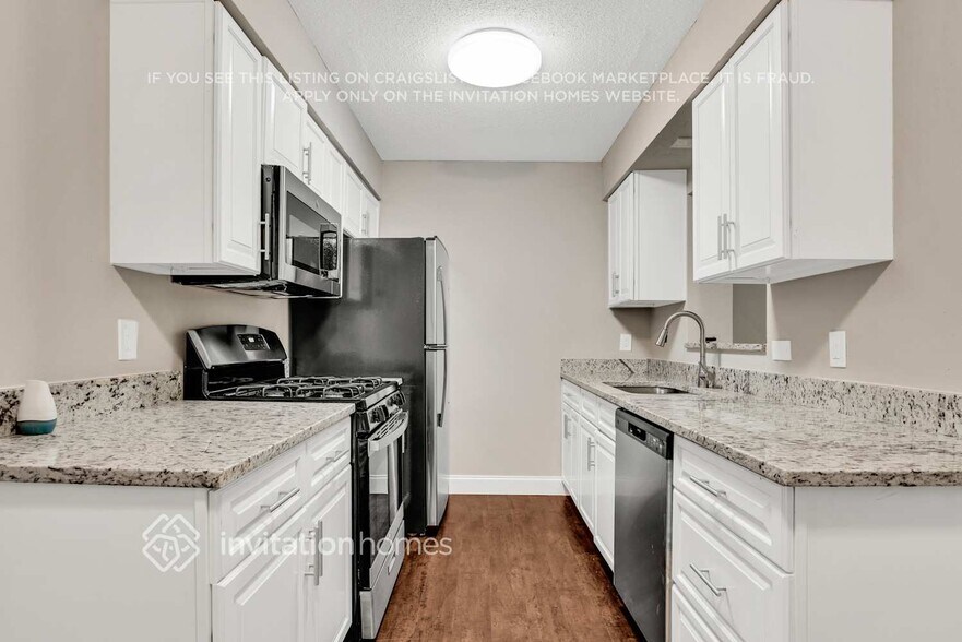 Building Photo - 720 Benedict Way