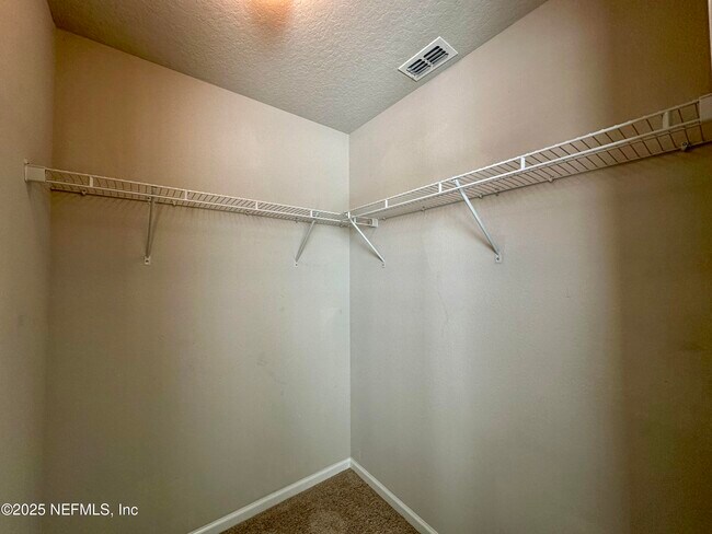 Building Photo - 8135 Cape Fox Dr
