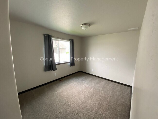 Building Photo - 9026 Scotsworth St