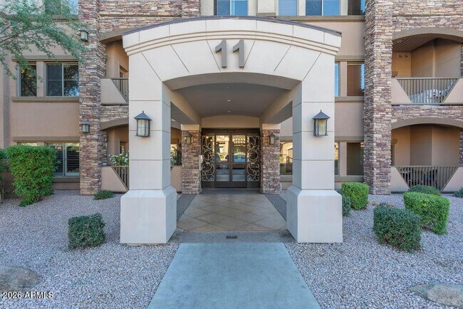 Building Photo - 5450 E Deer Valley Dr