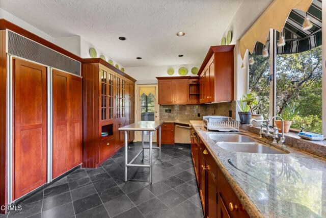 Building Photo - 5321 Alta Canyada Rd