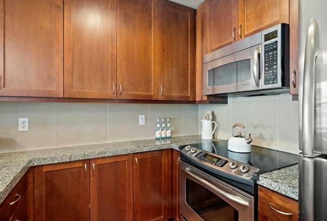 Building Photo - 16141 Cleveland St