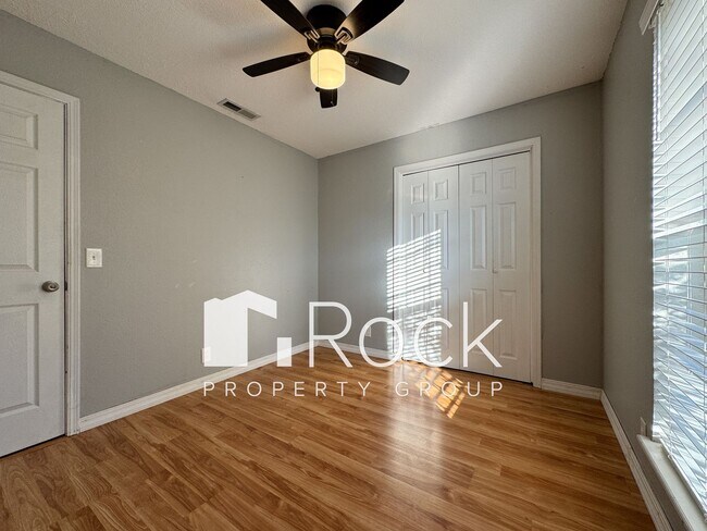 Building Photo - 3 Bedroom Home in NW Norman