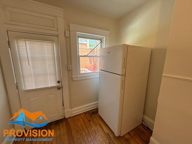 Building Photo - 102 Ventnor Terrace
