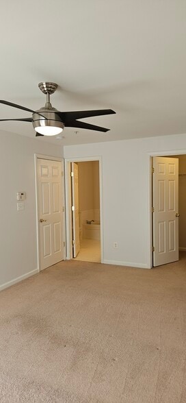 Building Photo - 12332 Rollys Ridge Ave