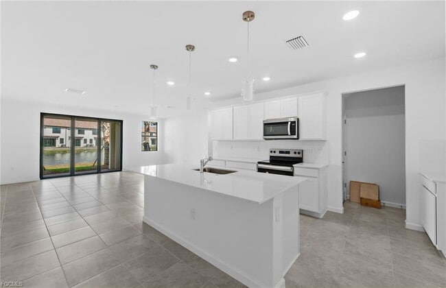 Building Photo - 1587 Lake Jessup Cir