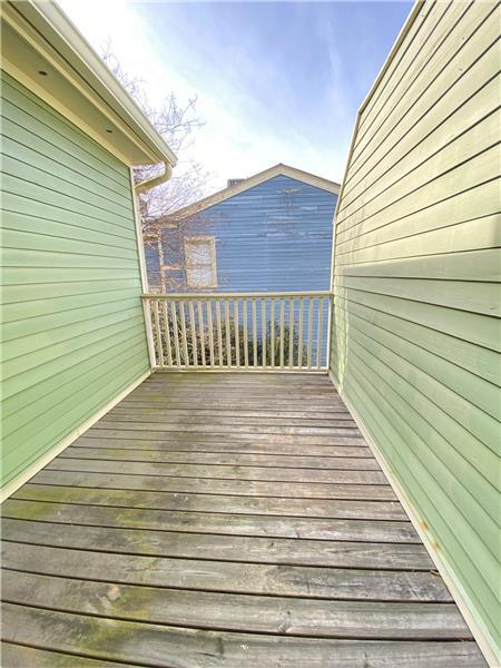 Building Photo - 503 Blair St