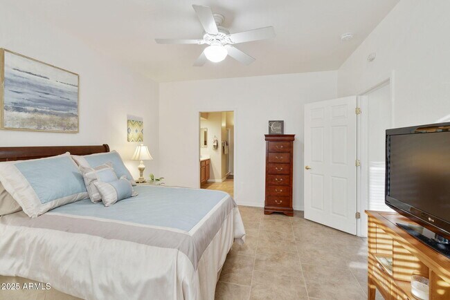 Building Photo - 4202 E Broadway Rd