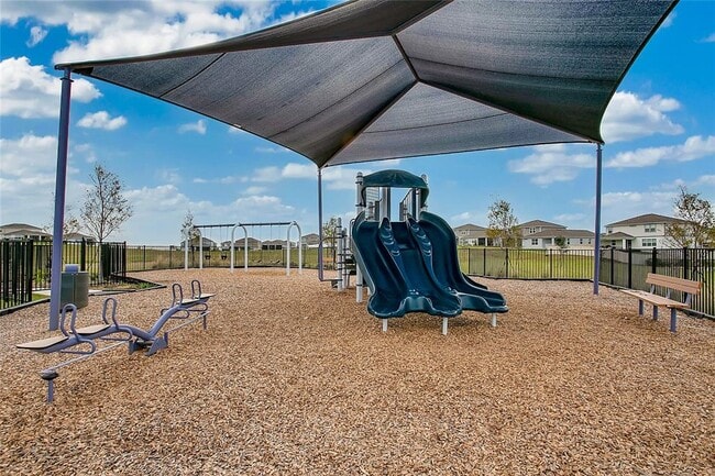 Building Photo - 7842 Syracuse Dr