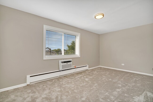 Building Photo - 24 N Parkside Ave