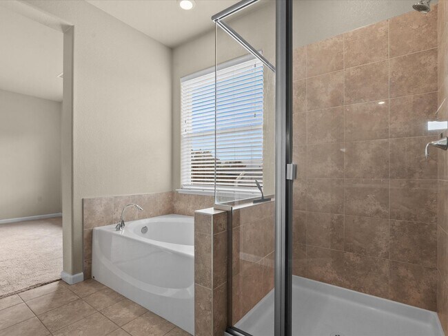 Building Photo - 760 Sarcinella Ct