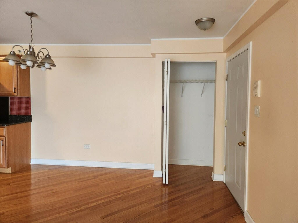 Building Photo - 8569 W 101st Ter
