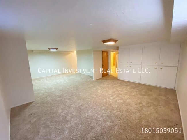 Building Photo - 1455 E 4230 S