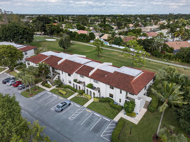 Building Photo - 9187 Norte Lago