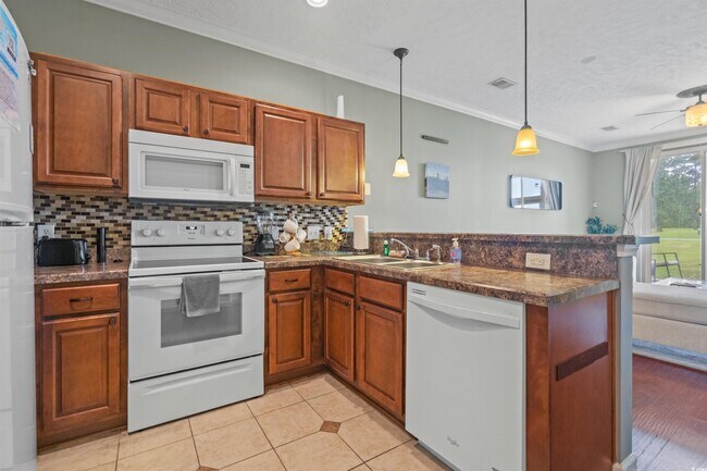 Building Photo - 480 River Oaks Dr