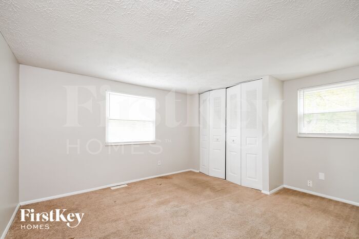 Building Photo - 9026 Kasteel Way