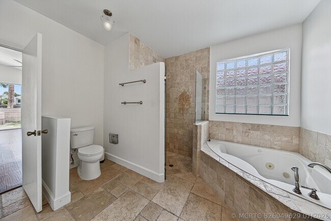 Building Photo - 4583 NW 7th Pl