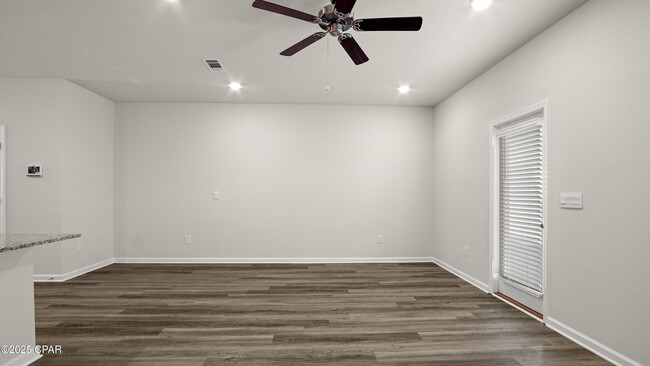 Building Photo - 1761 Jakes Dr