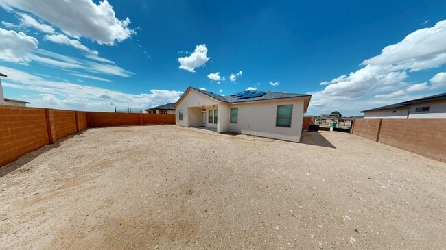 Building Photo - 5109 W Grey Ghost Rd