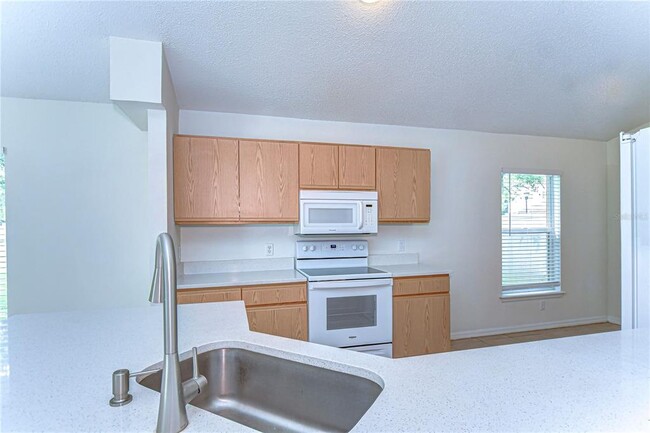 Building Photo - 18303 Elmhurst Ln