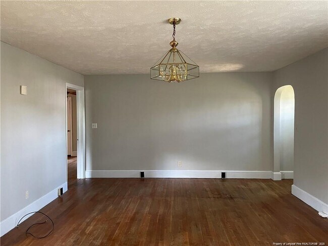 Building Photo - 109 N Magnolia St