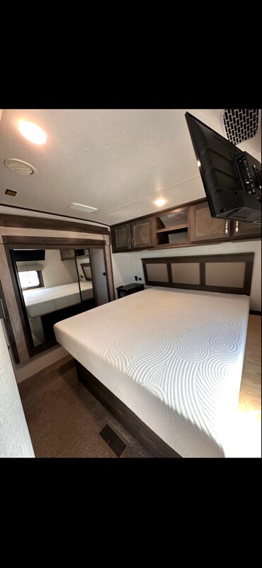 Building Photo - 1312 Brandonwood Dr